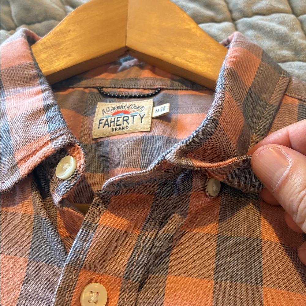 Faherty short sleeve button down, salmon and light blue check. Very soft! - Picture 5 of 7